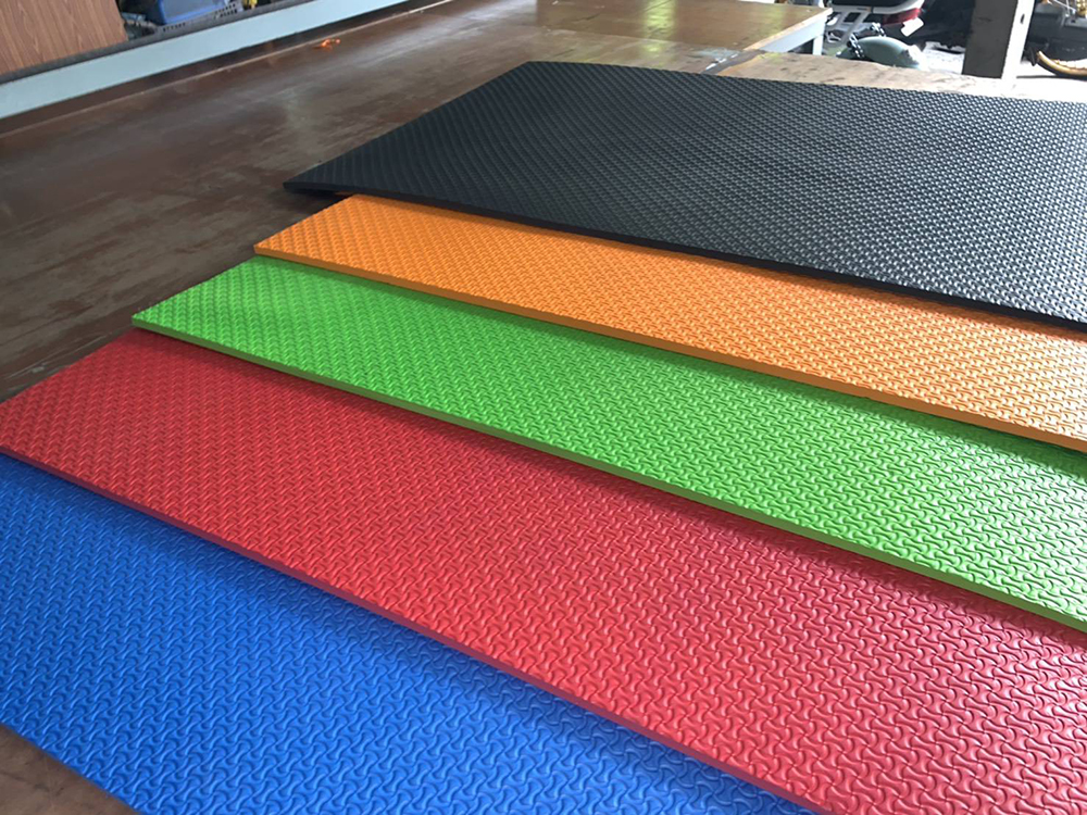 1 - https://mjrubbereva.com | Smart Rubber EVA จำหน่ายแผ่นยาง Eva ทุกชนิด แผ่นยาง Eva รองกันกระแทก รองออกกำลังกาย เครื่องออกกำลังกาย รองพื้น วัวและปศุสัตว์ มีทั้งแบบเรียบและลาย จัดส่งขนส่งทั่วประเทศ