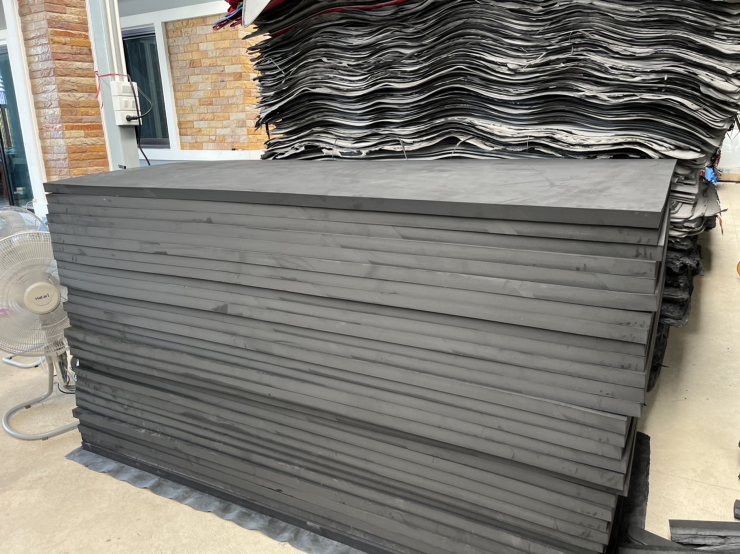 14 - https://mjrubbereva.com | Smart Rubber EVA จำหน่ายแผ่นยาง Eva ทุกชนิด แผ่นยาง Eva รองกันกระแทก รองออกกำลังกาย เครื่องออกกำลังกาย รองพื้น วัวและปศุสัตว์ มีทั้งแบบเรียบและลาย จัดส่งขนส่งทั่วประเทศ