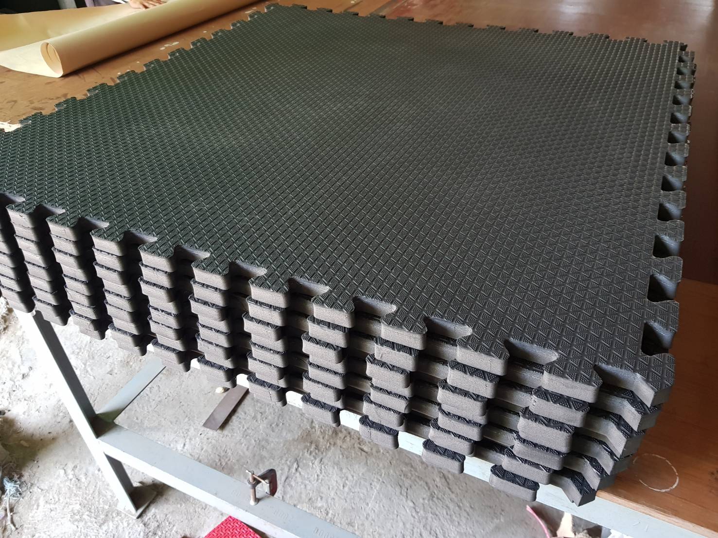 5 - https://mjrubbereva.com | Smart Rubber EVA จำหน่ายแผ่นยาง Eva ทุกชนิด แผ่นยาง Eva รองกันกระแทก รองออกกำลังกาย เครื่องออกกำลังกาย รองพื้น วัวและปศุสัตว์ มีทั้งแบบเรียบและลาย จัดส่งขนส่งทั่วประเทศ